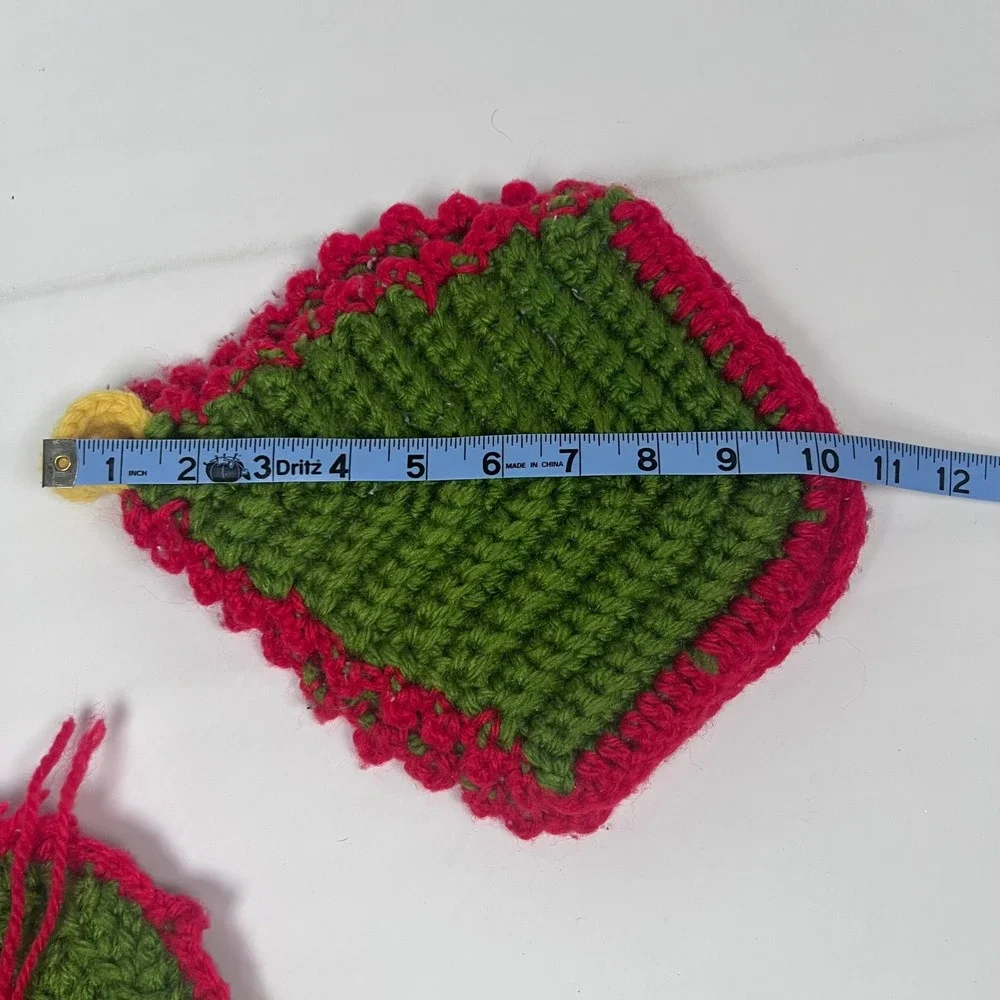 Crochet Christmas Potholders Set of‎ 3 Hot Pads Coasters Green Red Holiday Decor